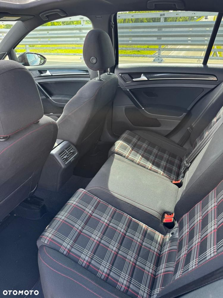 Volkswagen Golf 2.0 TSI BMT GTI - 8