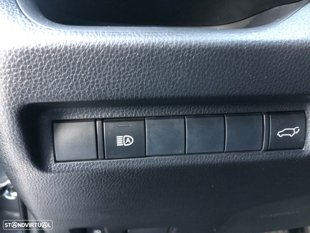 Toyota RAV4 2.5 HDF Exclusive P.Luxury - 35