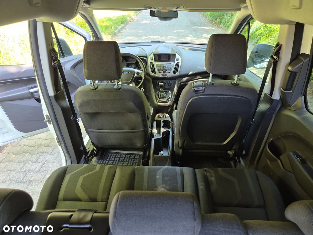 Ford Transit Connect - 21