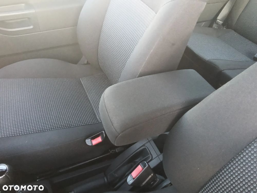 Opel Meriva 1.4 Essentia - 17