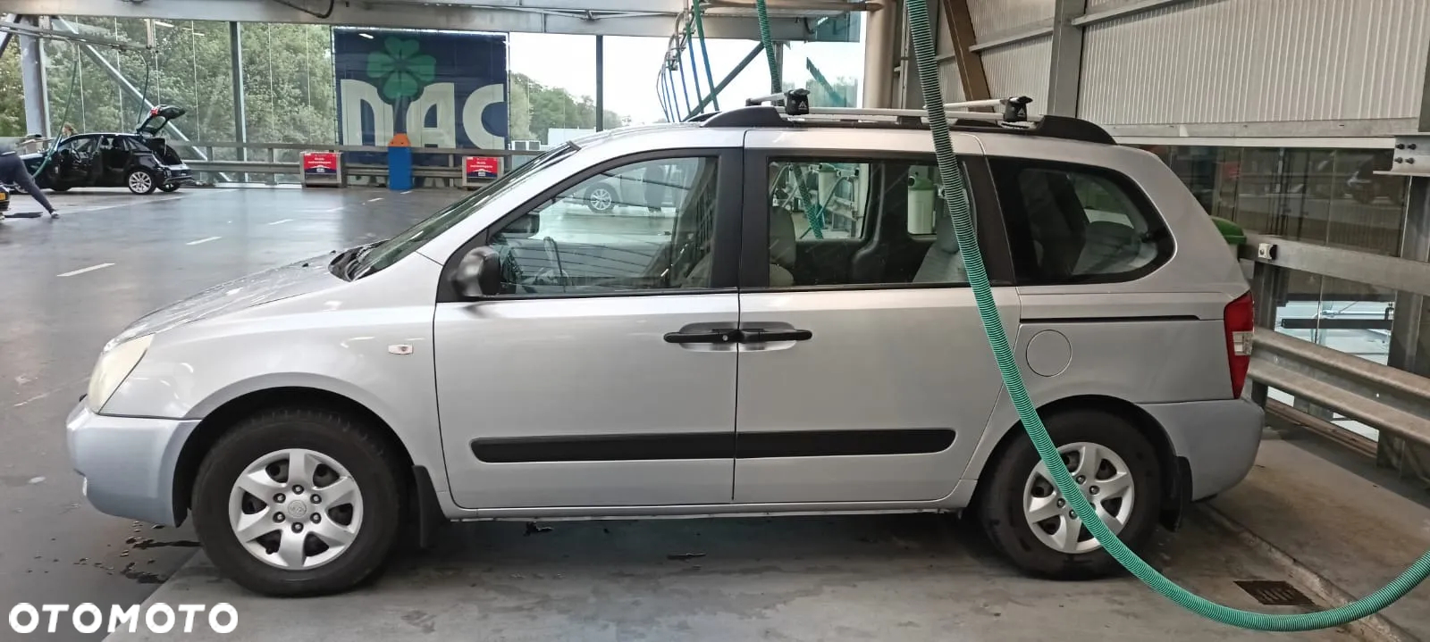 Kia Carnival 2.9 CRDi Tour - 5