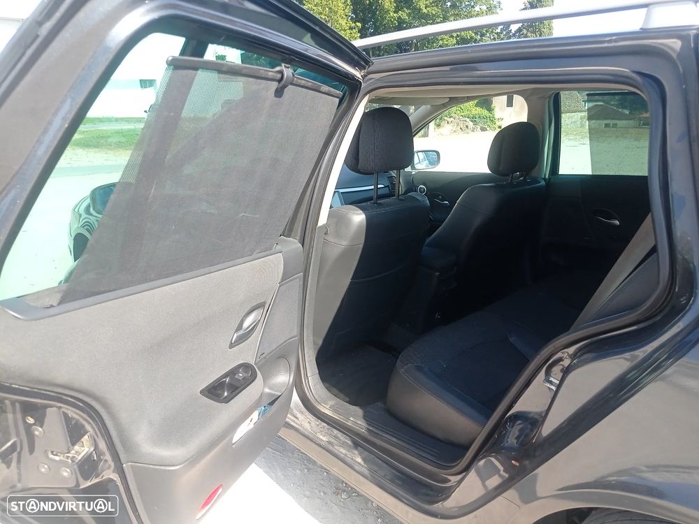 Renault Laguna 1.9 dCi Dynamique - 7