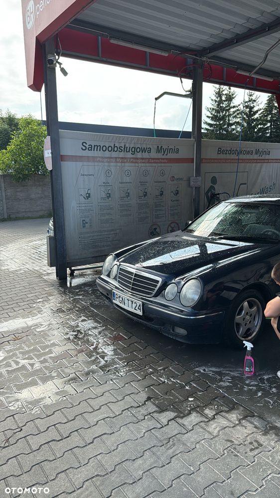 Mercedes-Benz Klasa E - 3