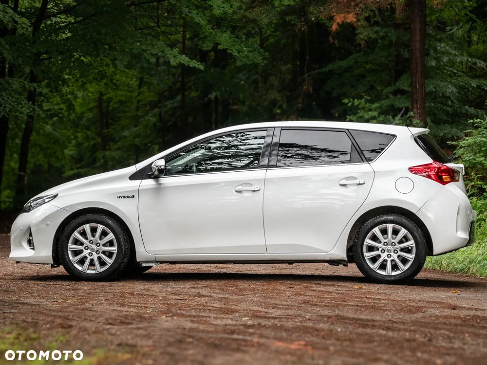 Toyota Auris - 12