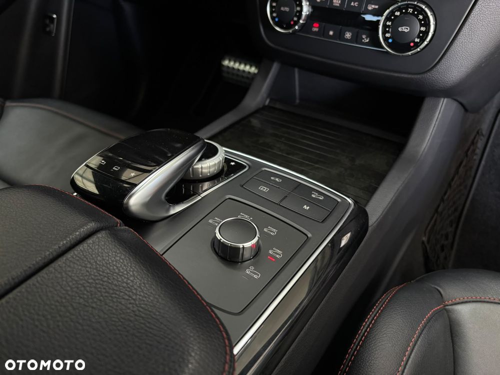Mercedes-Benz GLE 450 AMG 4-Matic - 30