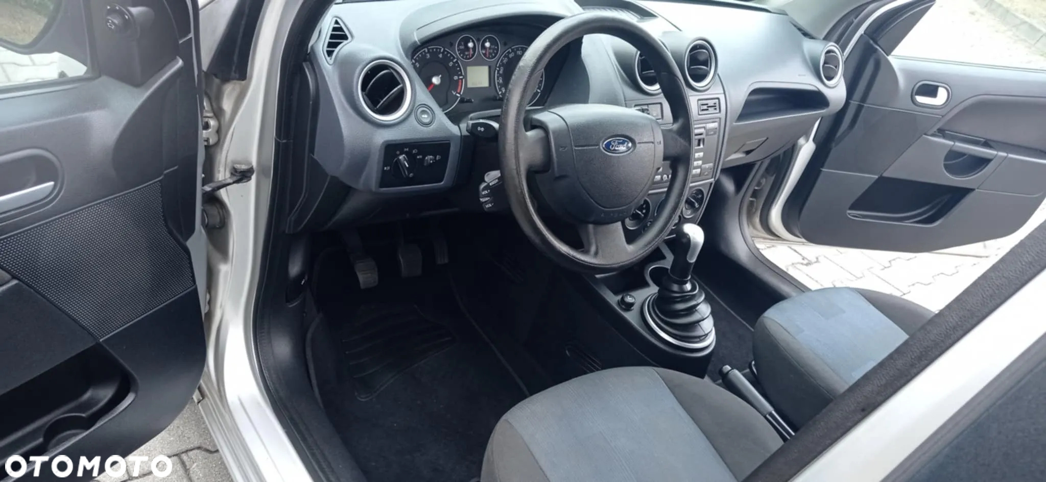 Dacia Sandero - 15