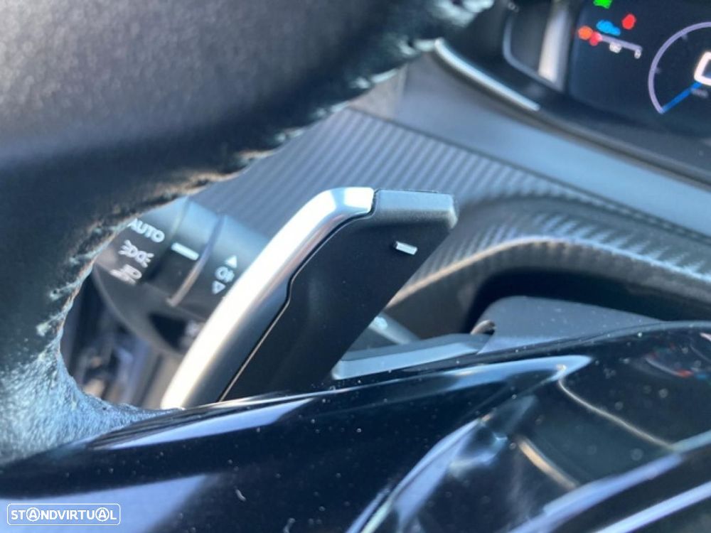 Peugeot 2008 1.2 Hybrid Allure e-DCS6 - 21