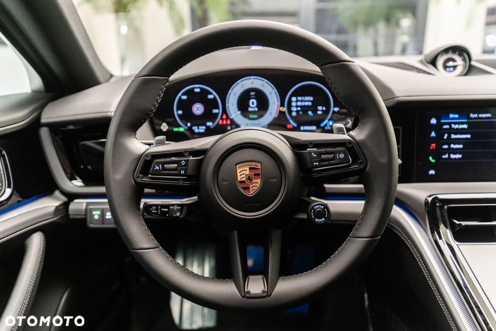 Porsche Panamera - 16