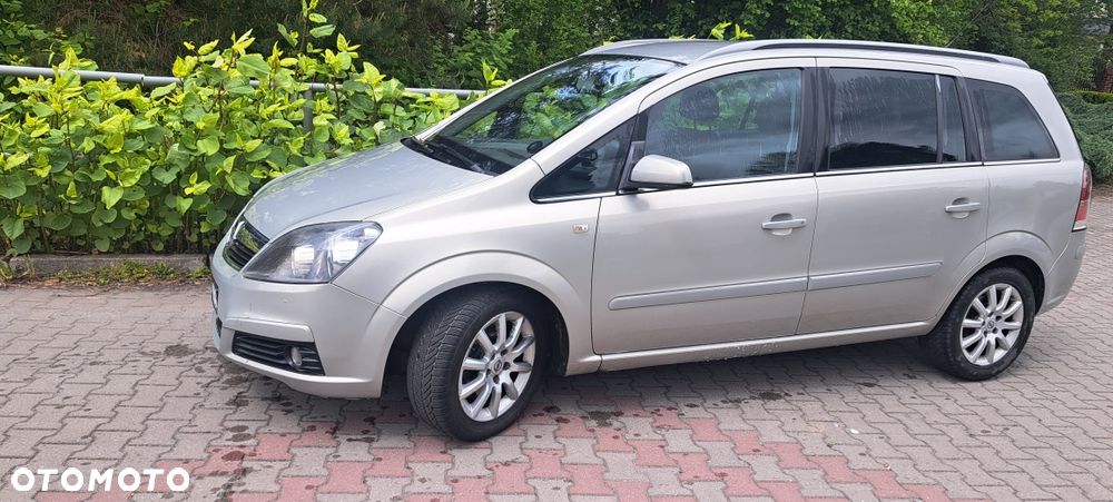 Opel Zafira - 4