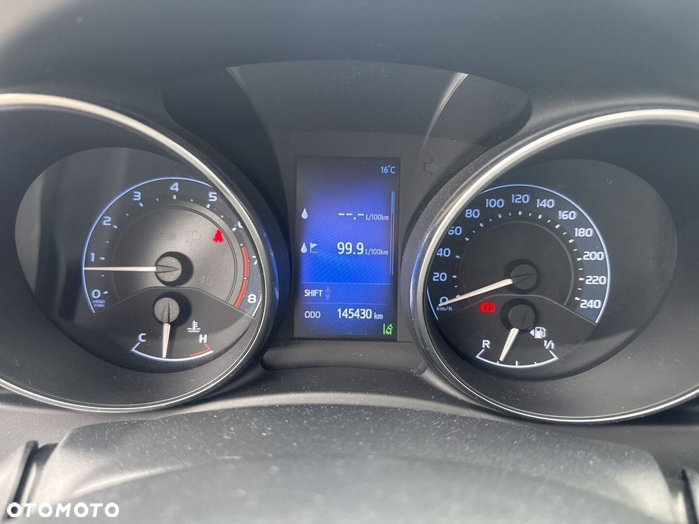 Toyota Auris 1.6 Premium Comfort - 21