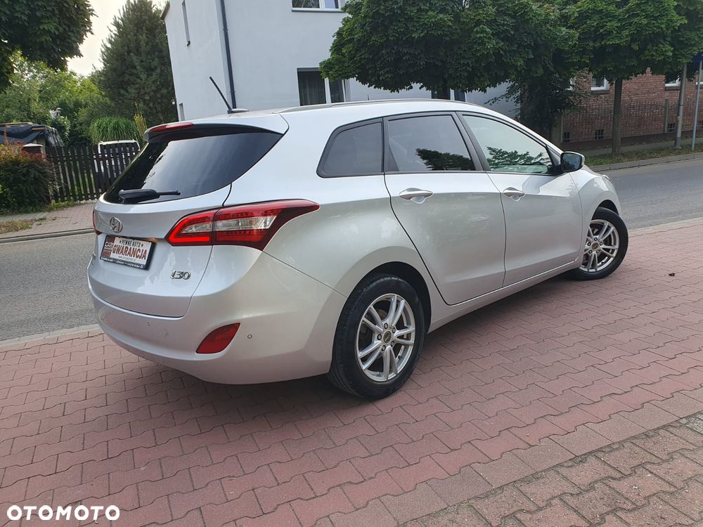 Hyundai i30 1.6 Style - 33