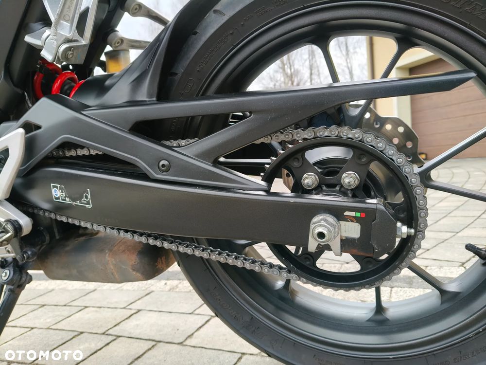 Honda CB - 18