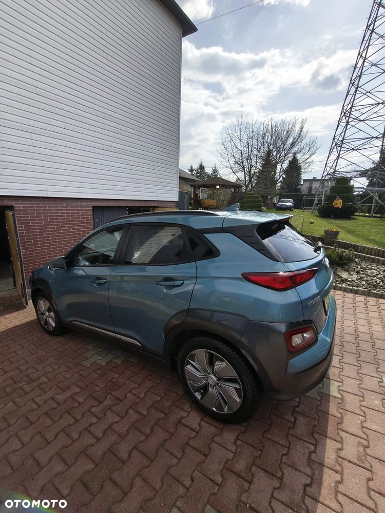 Hyundai Kona 39kWh Premium - 3