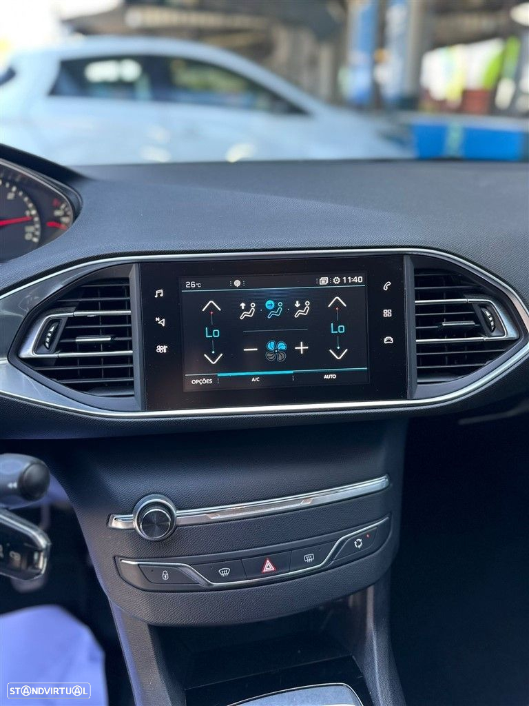 Peugeot 308 SW 1.5 BlueHDi Style - 11