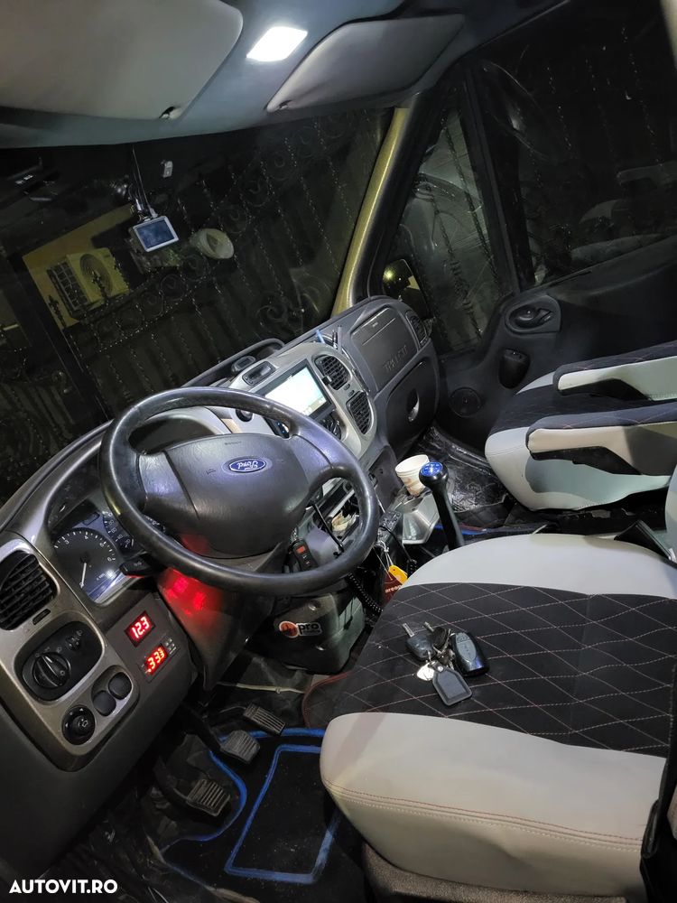 Ford Transit - 11
