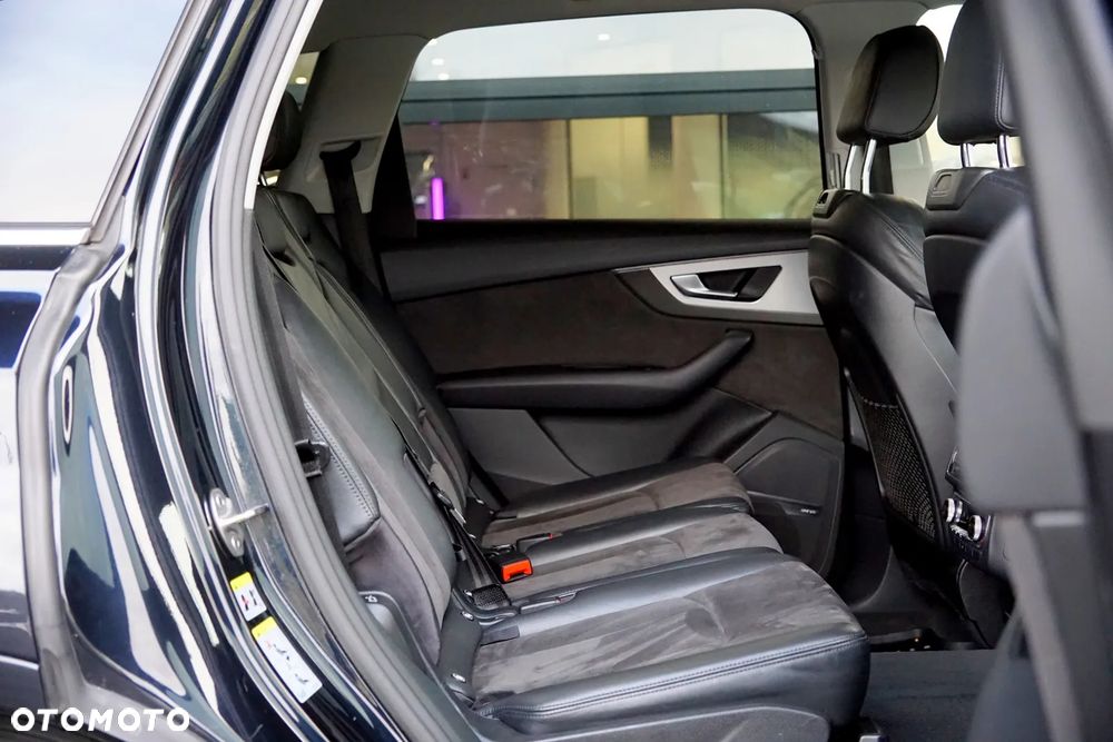 Audi Q7 3.0 TDI ultra Quattro Tiptr - 23