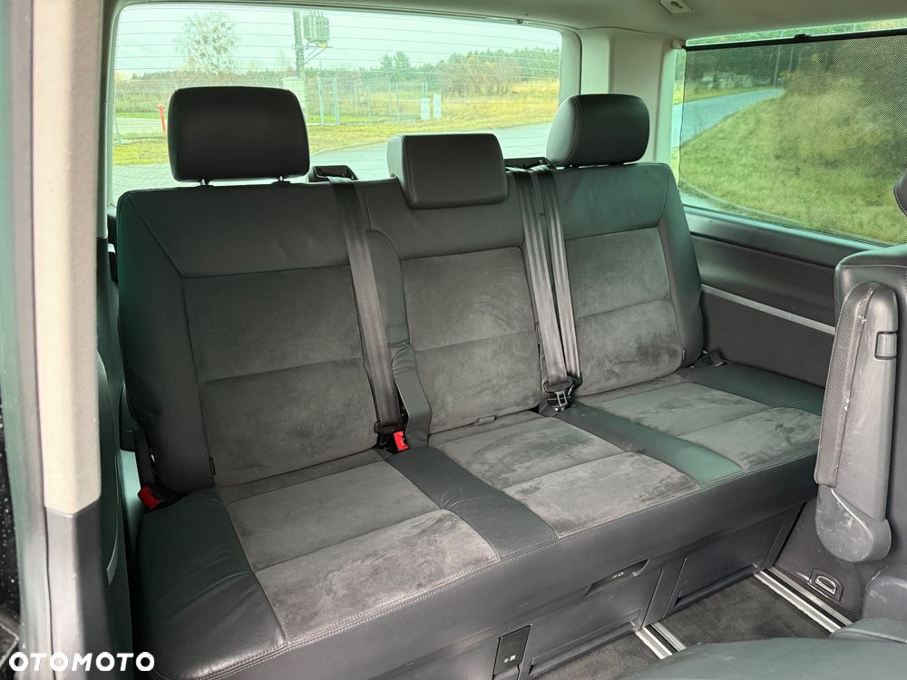Volkswagen Multivan - 25