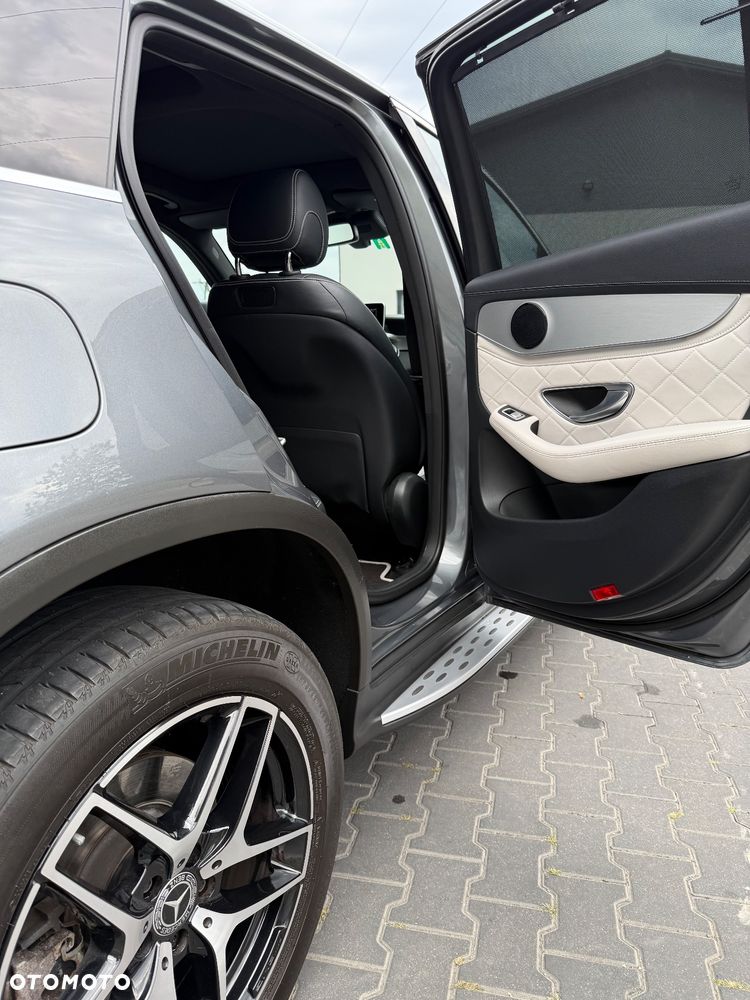 Mercedes-Benz GLC - 11