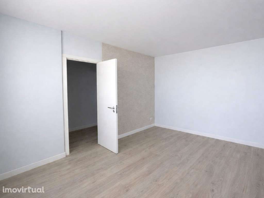 T2 Totalmente Renovado com Arrecadação - Grande imagem: 3/21