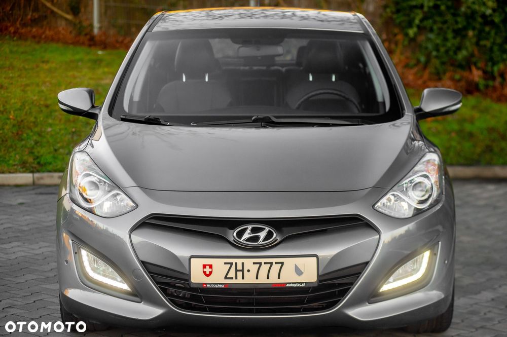 Hyundai i30 blue 1.6 GDI Passion - 5