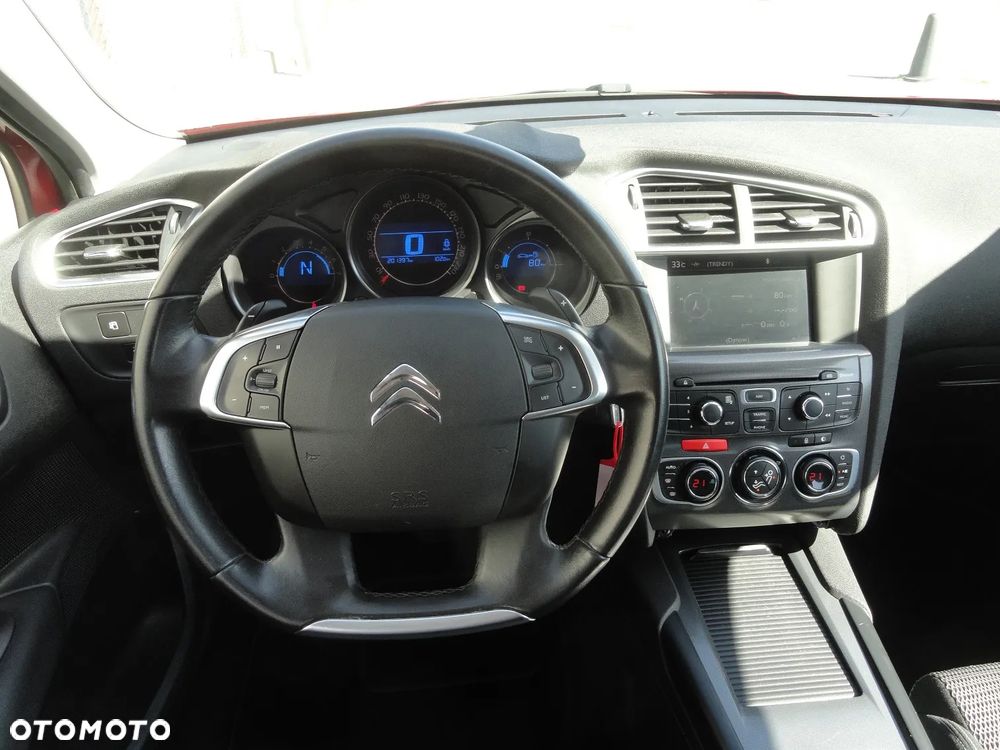 Citroën C4 e-HDi 115 ETG6 Exclusive - 18