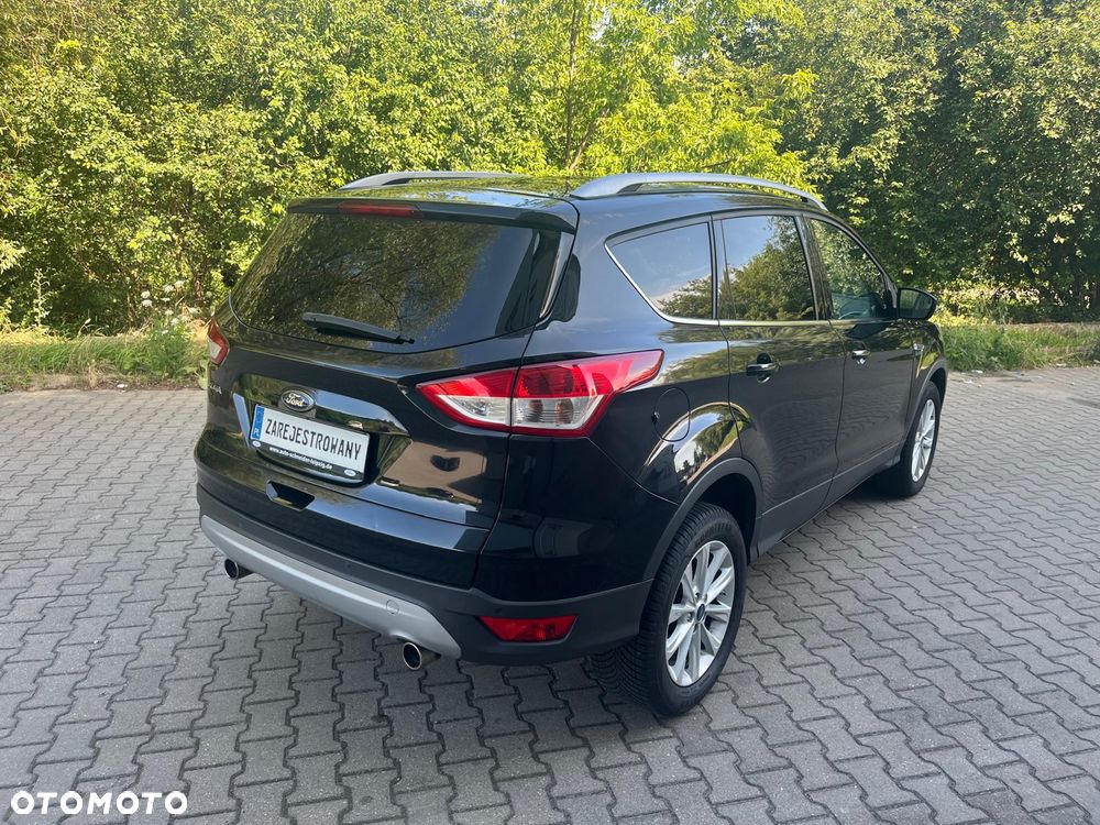 Ford Kuga 2.0 TDCi 2x4 Titanium - 6