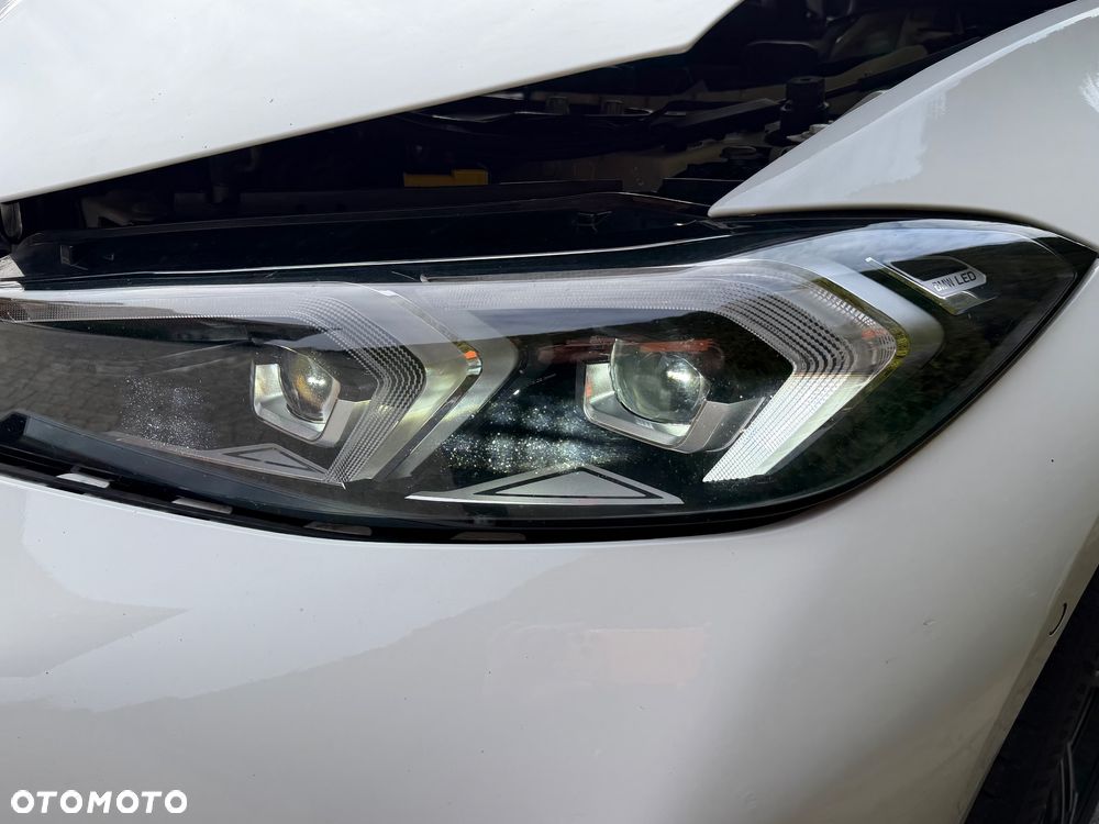 BMW Seria 3 320d xDrive Edition M Sport Shadow - 5