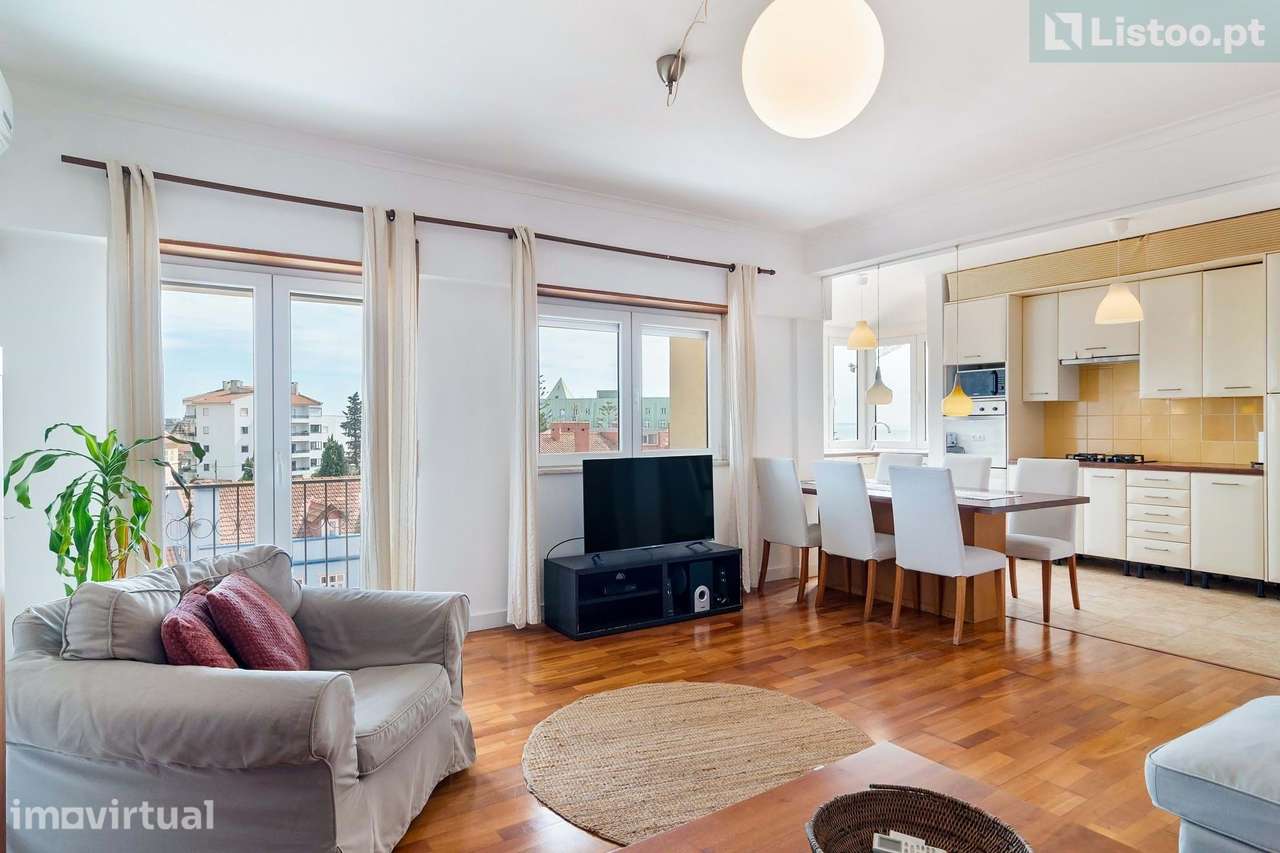 Apartamento T2+1 com vista mar, no Monte Estoril - Grande imagem: 3/31