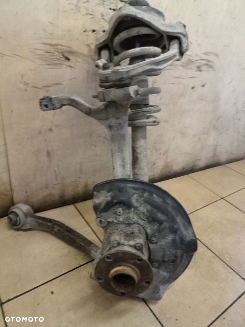 zwrotnica mcperson prawy przód a6 s6 c6 4f 5.2 fsi - 4