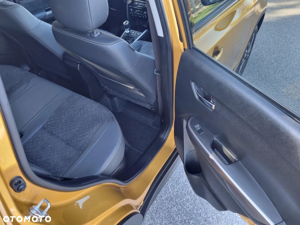 Suzuki Vitara 1.4 Boosterjet Elegance 2WD - 34