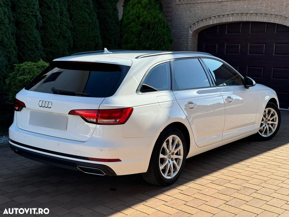 Audi A4 Avant 2.0 TDI S tronic - 4