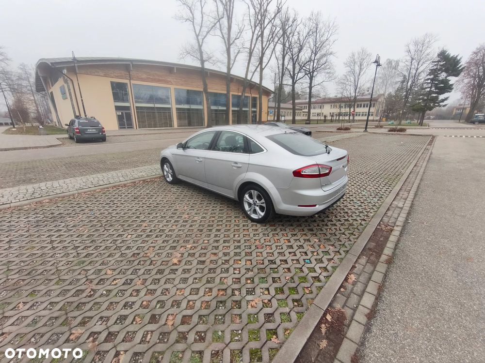 Ford Mondeo 2.0 TDCi Titanium - 21