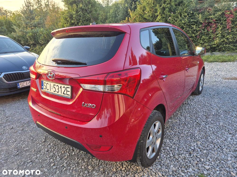 Hyundai ix20 - 3