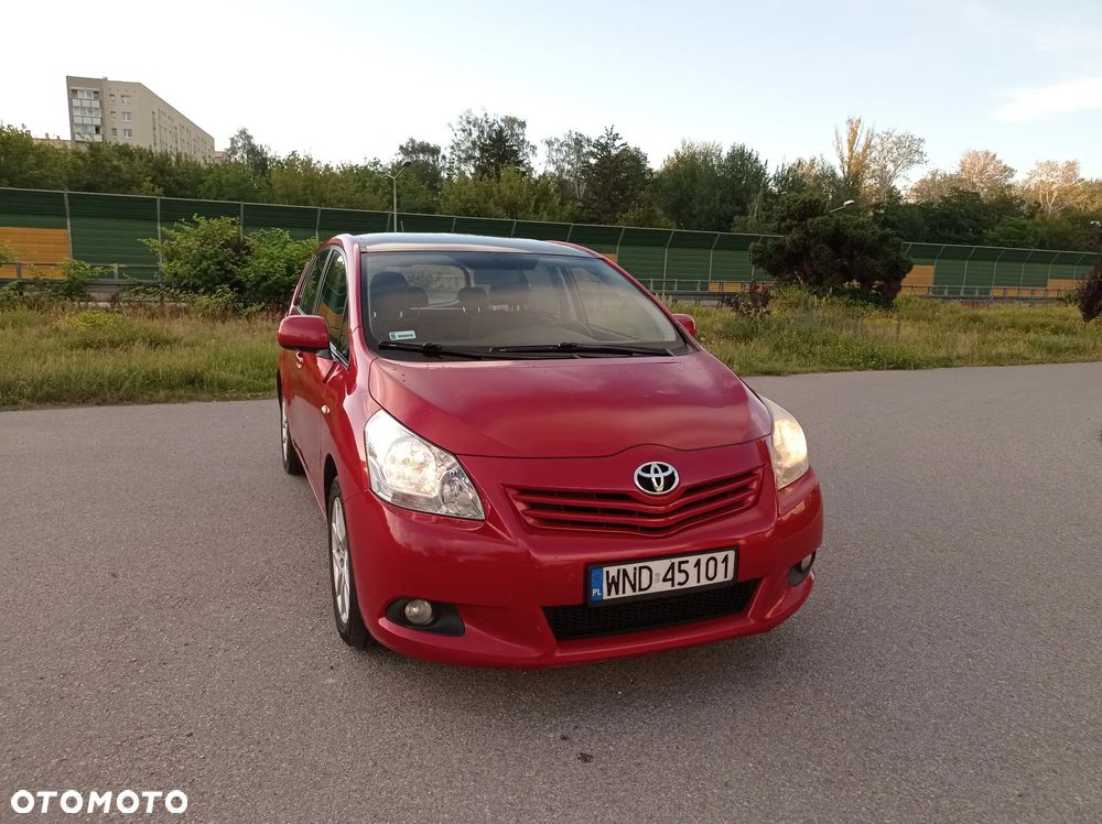 Toyota Verso 2.0 D-4D Premium - 26