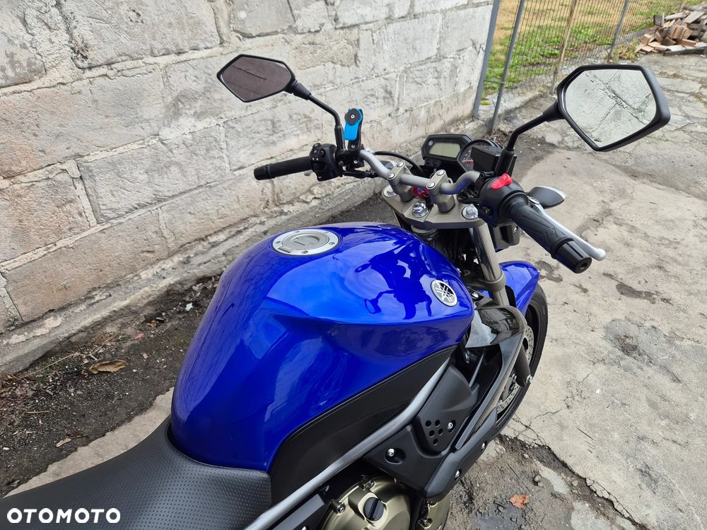 Yamaha XJ - 7