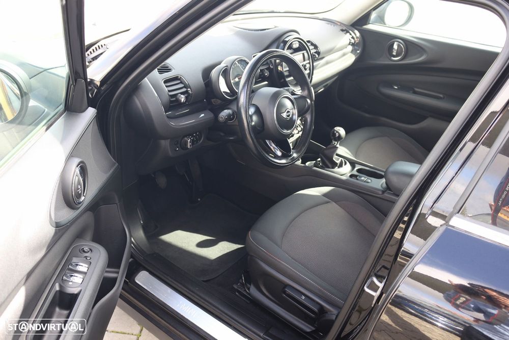 MINI Clubman One D - 23