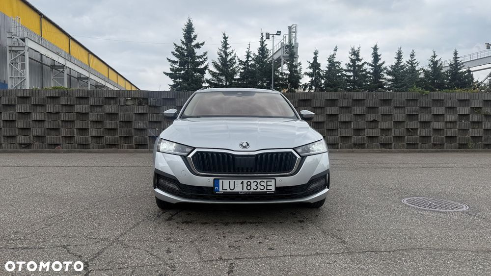Skoda Octavia 2.0 TDI Ambition DSG - 9