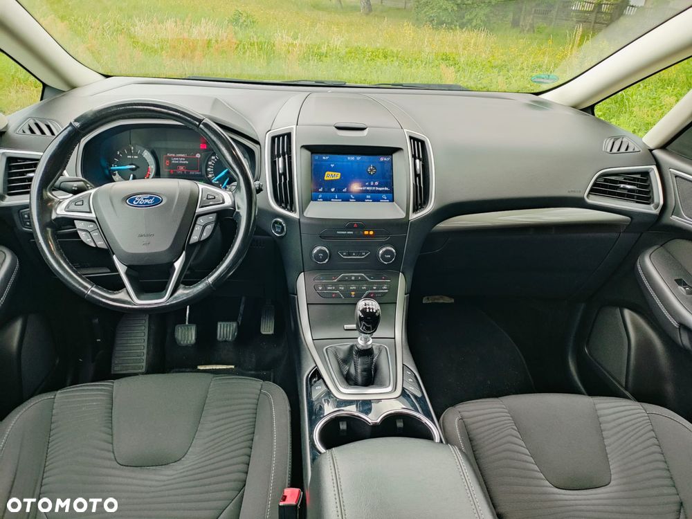 Ford S-Max - 15