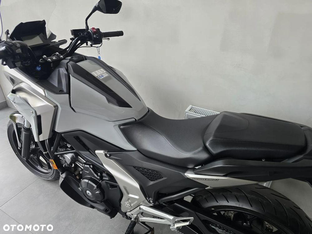 Honda NC - 23