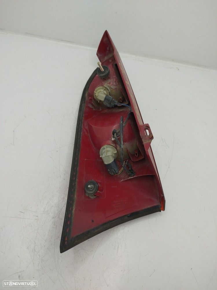 Farolim Stop Esq Ford Focus (Daw, Dbw) - 3