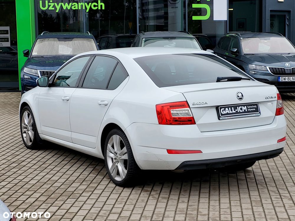Skoda Octavia 1.4 TSI Style DSG - 5