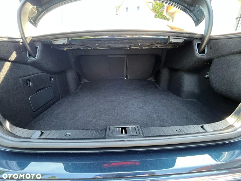 Mercedes-Benz Klasa E 500 4Matic Automatik Avantgarde - 13