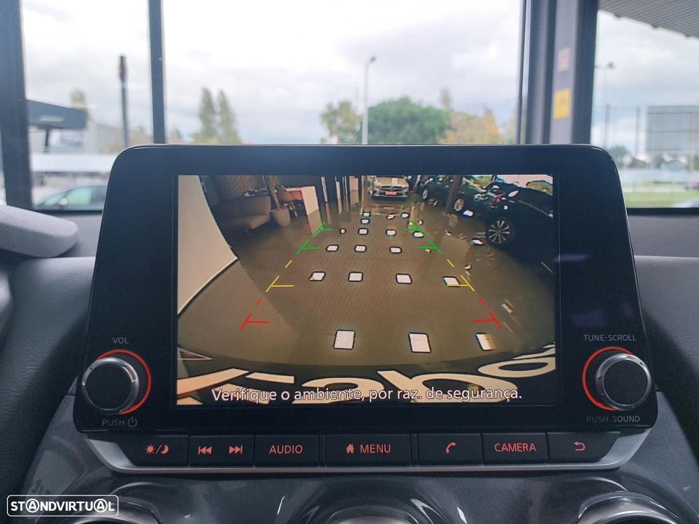 Nissan Juke 1.0 DIG-T N-Connecta DCT - 26