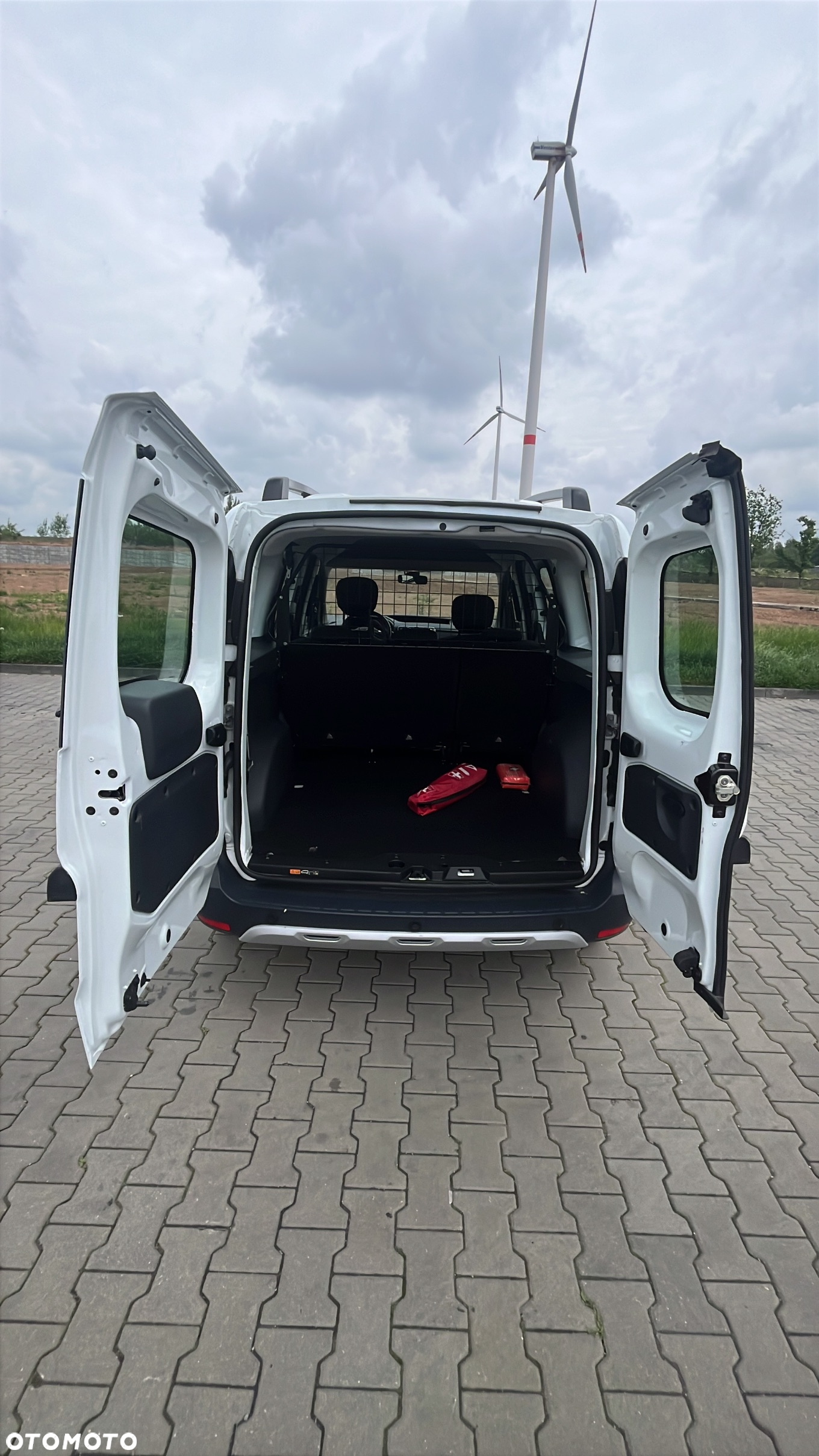Dacia Dokker 1.5 Blue dCi Stepway - 4