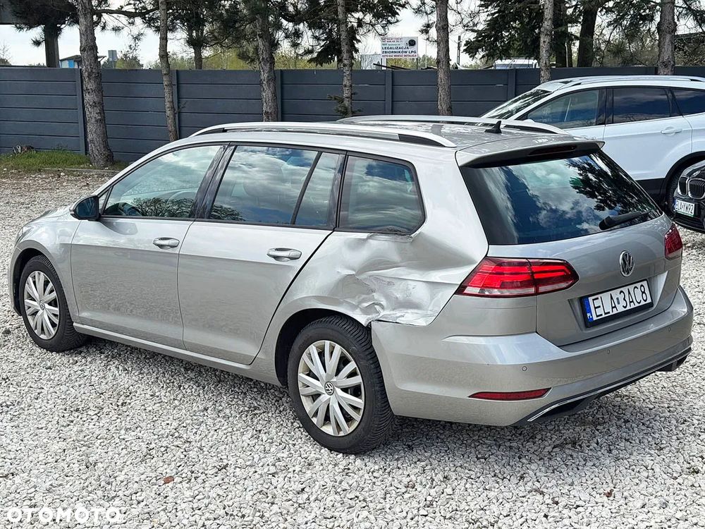 Volkswagen Golf 1.6 TDI SCR Trendline - 14
