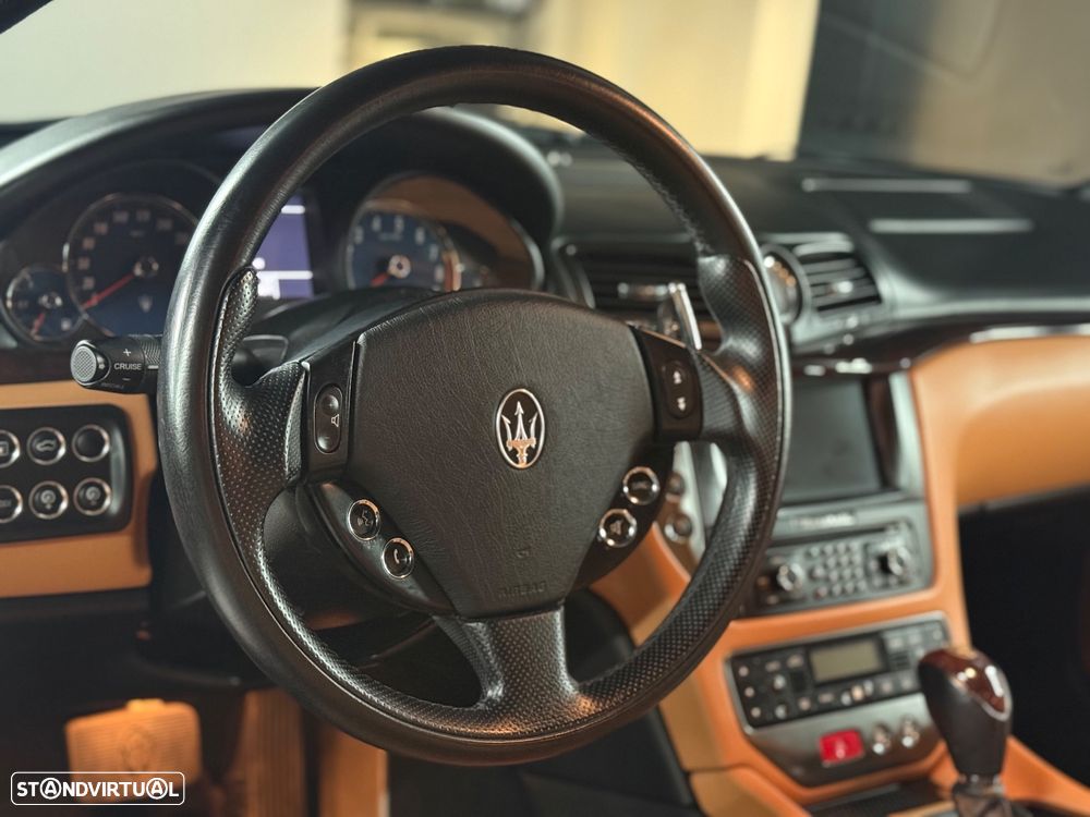 Maserati Granturismo - 25