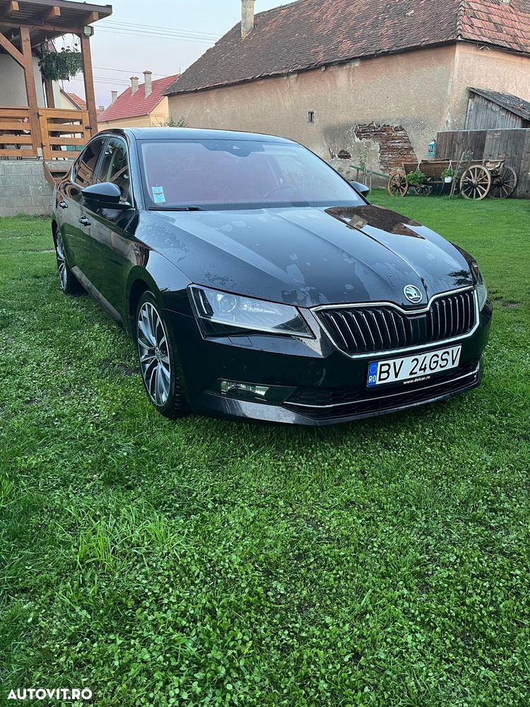 Skoda Superb 2.0 TSI DSG 4X4 Laurin & Klement - 2