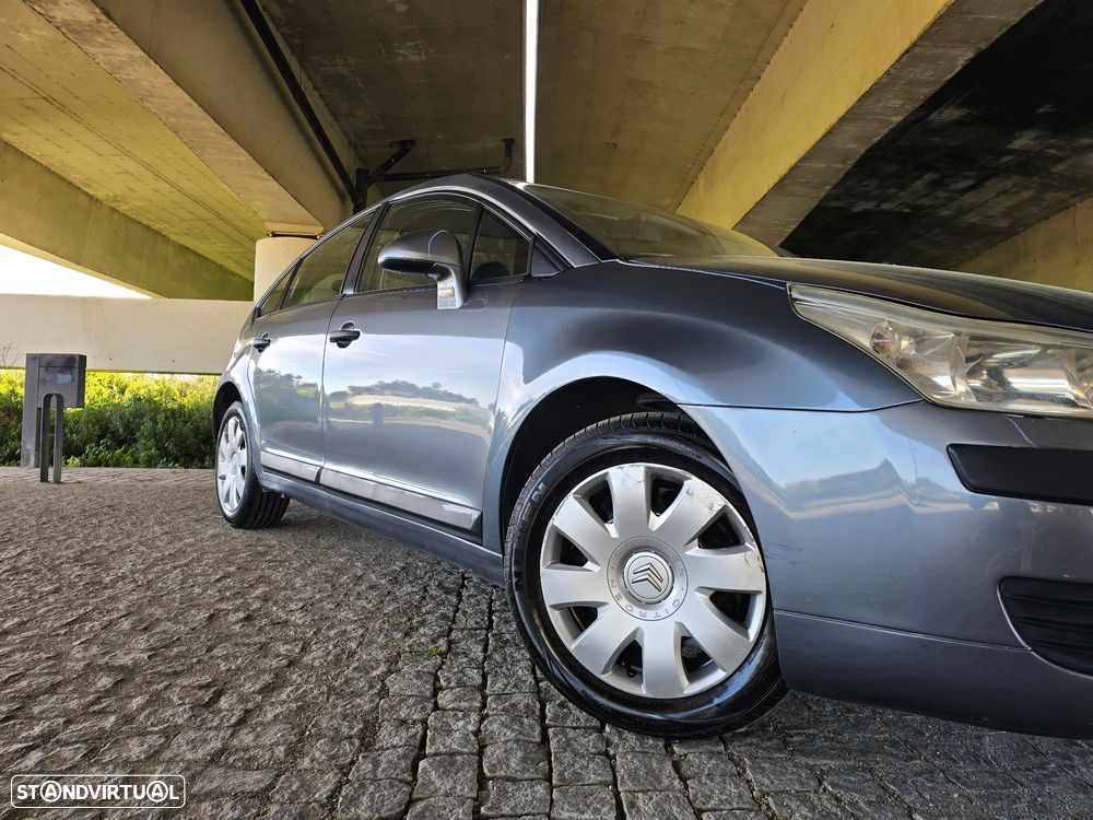 Citroën C4 1.4 16V SX - 29