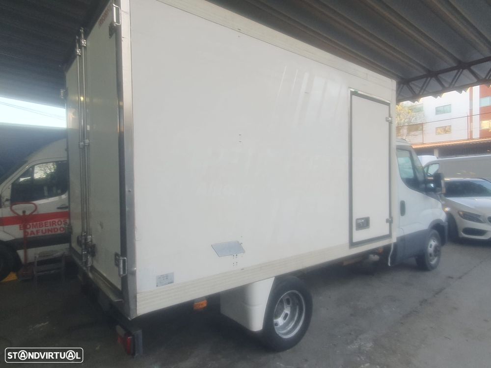 Iveco Daily 2.3 35C14 Rod Duplo - FRIO NEGATIVO - 3