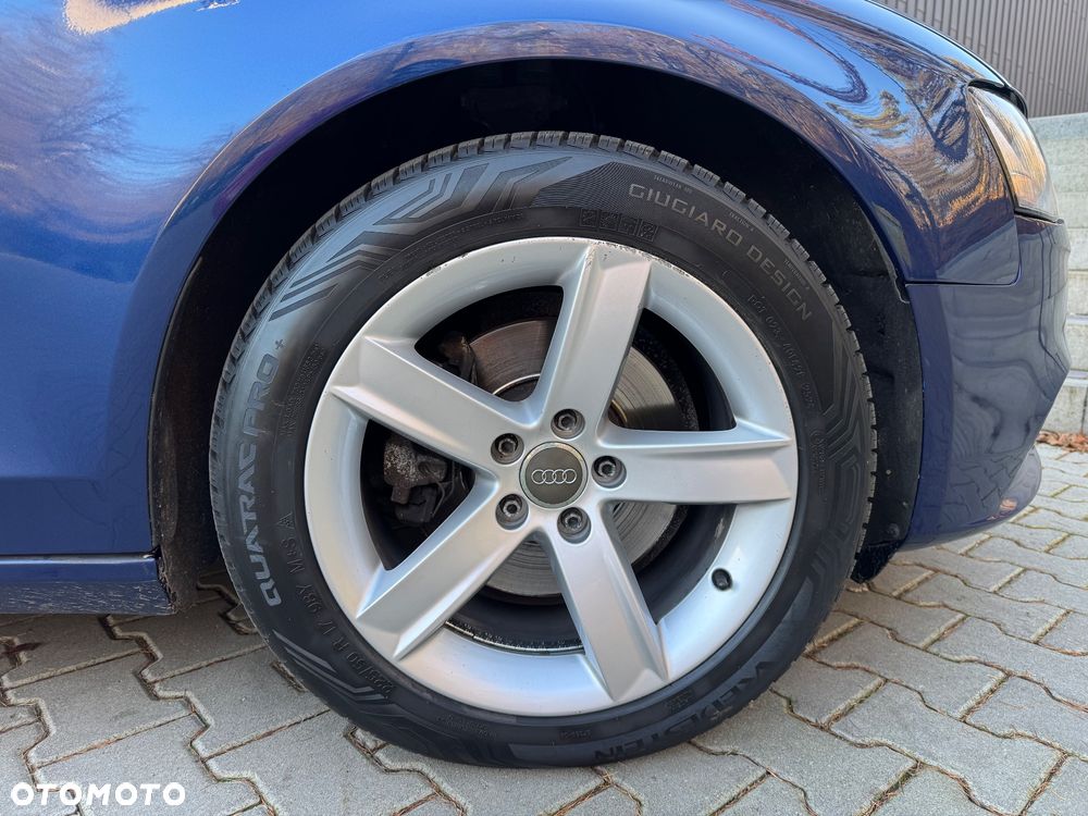 Audi A4 Avant 2.0 TDI DPF multitronic Ambiente - 24